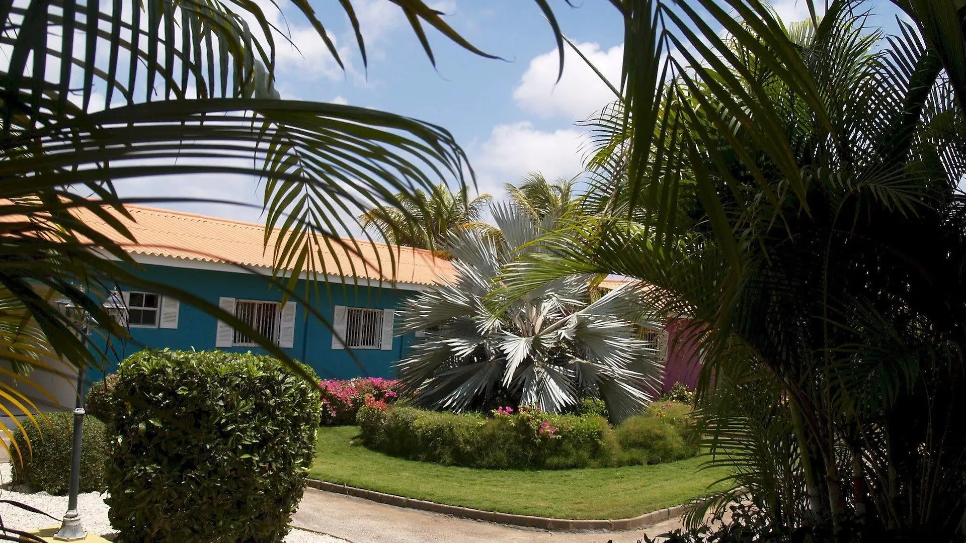 Hotel Tuk Tropical Boutique Resort Jan Thiel