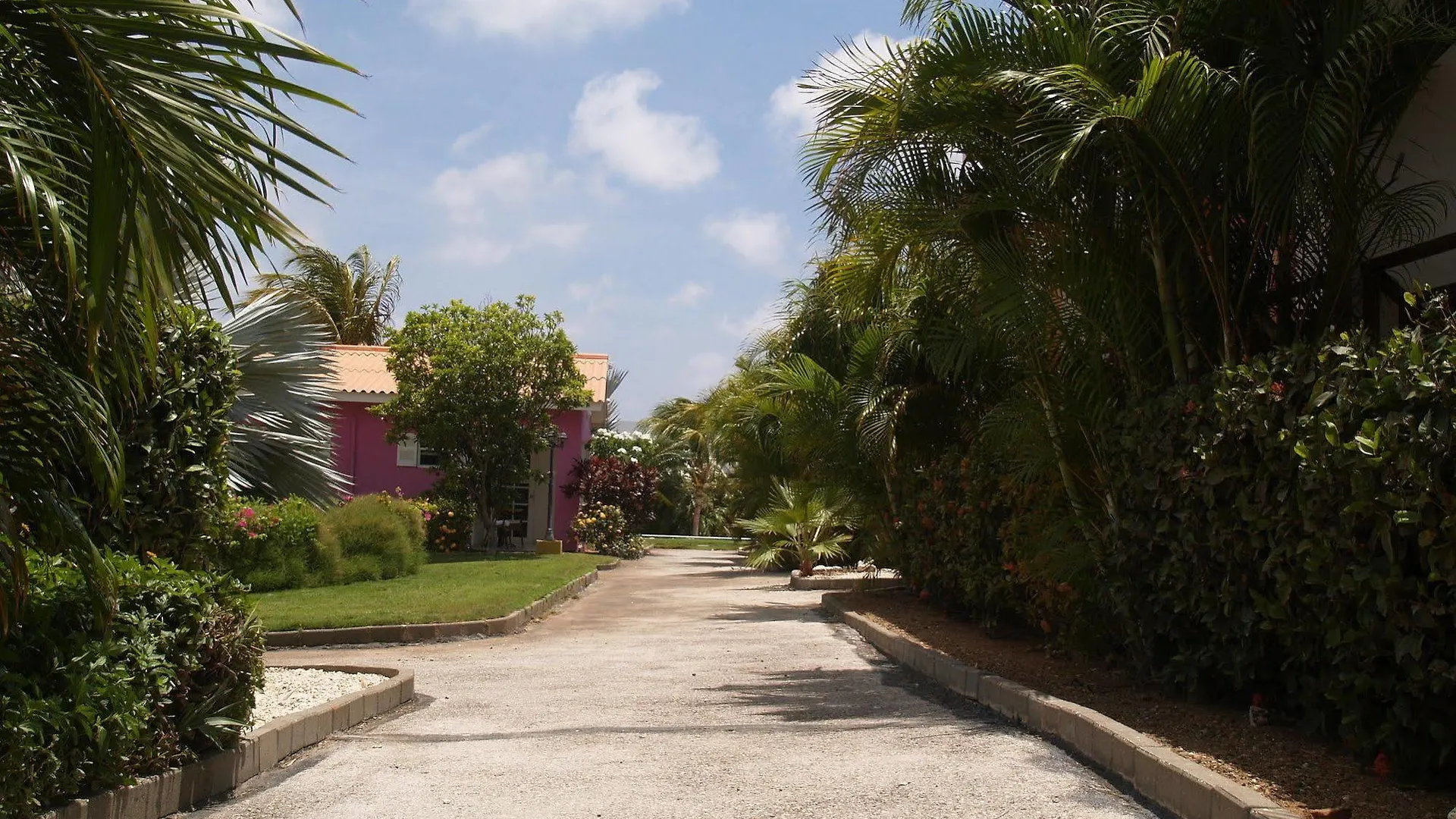 Tuk Tropical Boutique Resort Jan Thiel Curaçao